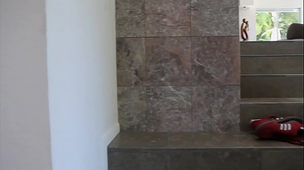 Dana Vespoli and Sovereigh Syre are sapphics masturbating with a sex toy